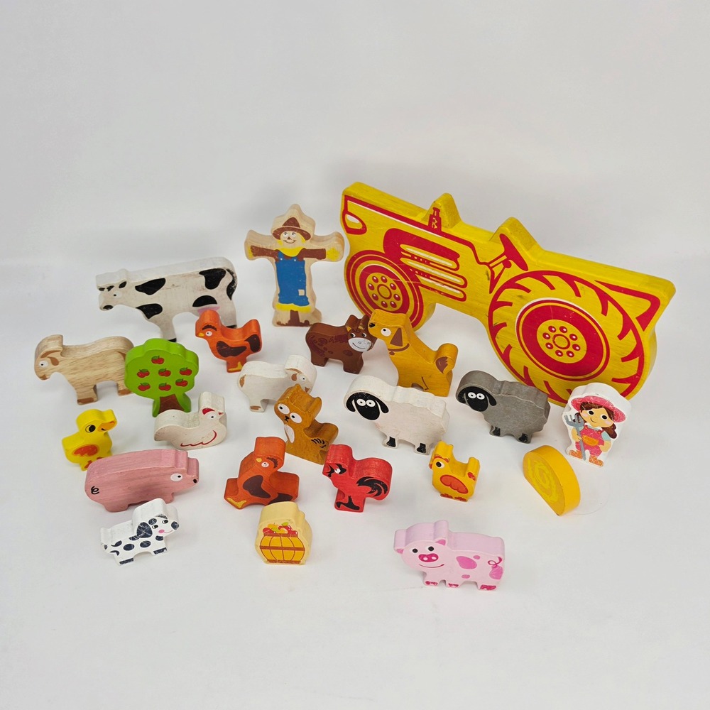 Wooden Tractor & Farm Animal Toy Lot Toddler 20pc Imaginative Pretend Play
